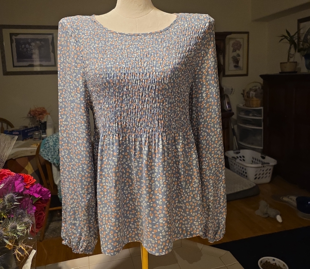 URBAN Romantics Floral Blouse in Blue and Pink